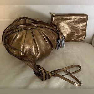 Rare Sharif metallic bronze puff crossbody bag. EUC